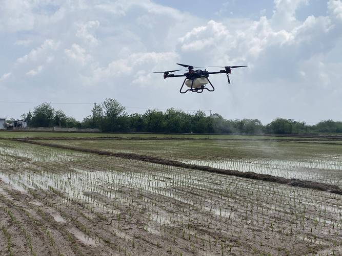 植保无人机 rtk技术-第2张图片-广州国自机器人