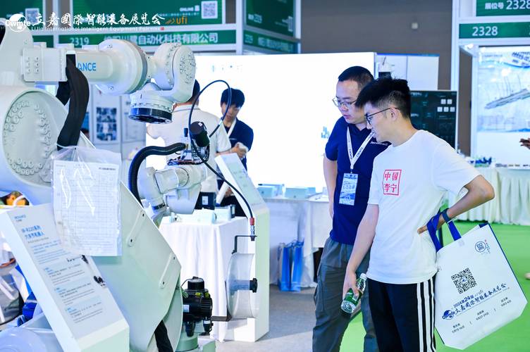 2025洛阳机器人巡展有哪些看点？-第2张图片-广州国自机器人