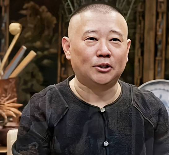 郭德纲相声 扫地机器人-第1张图片-广州国自机器人