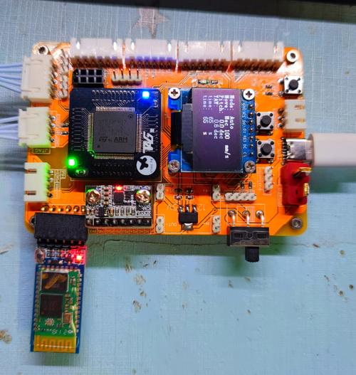 基于STM32的机器人如何实现智能控制？-第3张图片-广州国自机器人