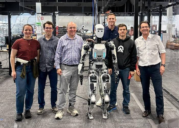 谷歌收购机器人，意在何方？-第1张图片-广州国自机器人