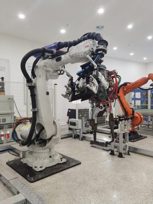 哈尔滨工程大学机器人有何突破？-第1张图片-广州国自机器人