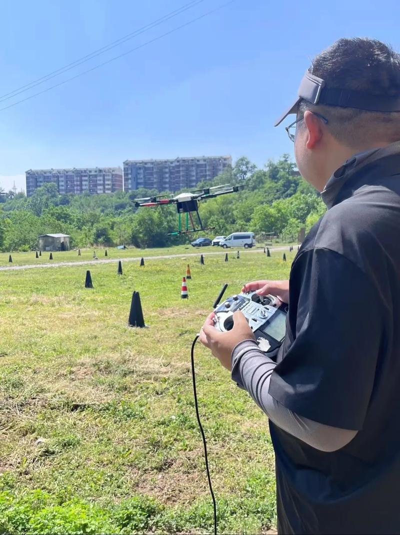 广东aopa无人机培训-第1张图片-广州国自机器人
