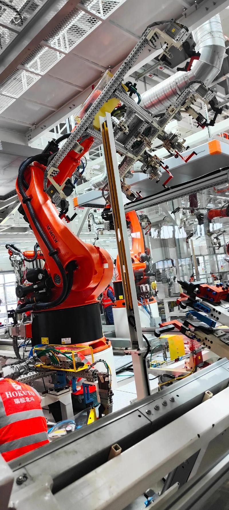 工业机器人如何赋能汽车电子升级？-第2张图片-广州国自机器人