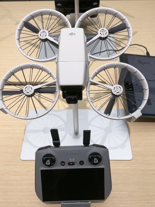 顺丰无人机与大疆待遇哪家好？-第2张图片-广州国自机器人