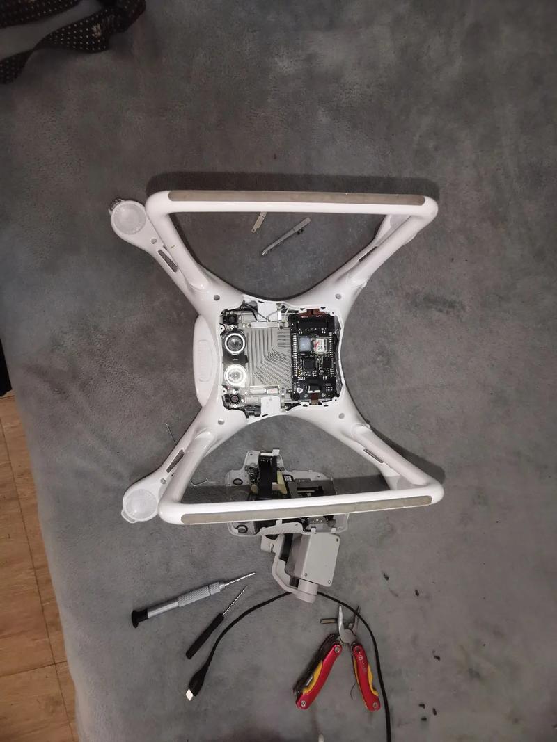 大疆精灵4无人机有哪些核心优势?-第3张图片-广州国自机器人 大疆精灵4无人机有哪些核心优势?-第3张图片-广州国自机器人