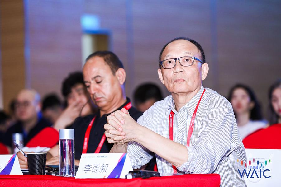 李德毅在人工智能会议上谈了哪些前沿观点?-第1张图片-广州国自机器人 李德毅在人工智能会议上谈了哪些前沿观点?-第1张图片-广州国自机器人