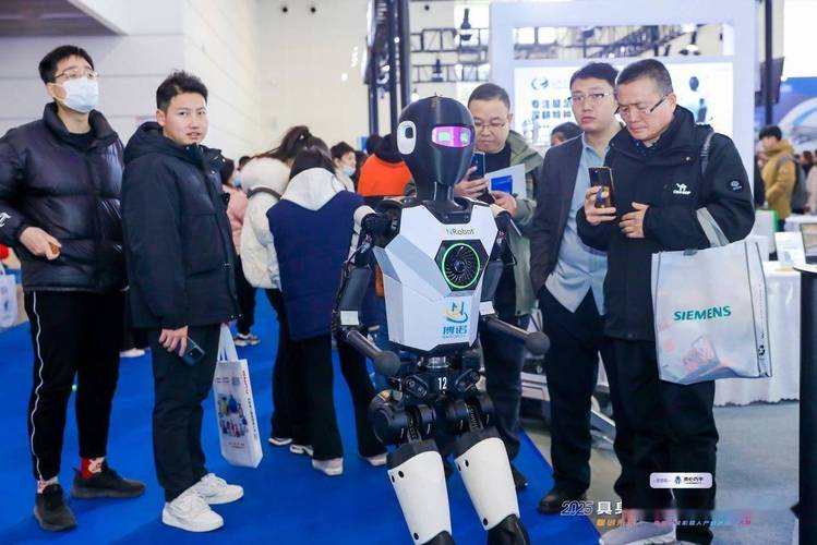 天津时代智能机器人有何创新突破？-第1张图片-广州国自机器人
