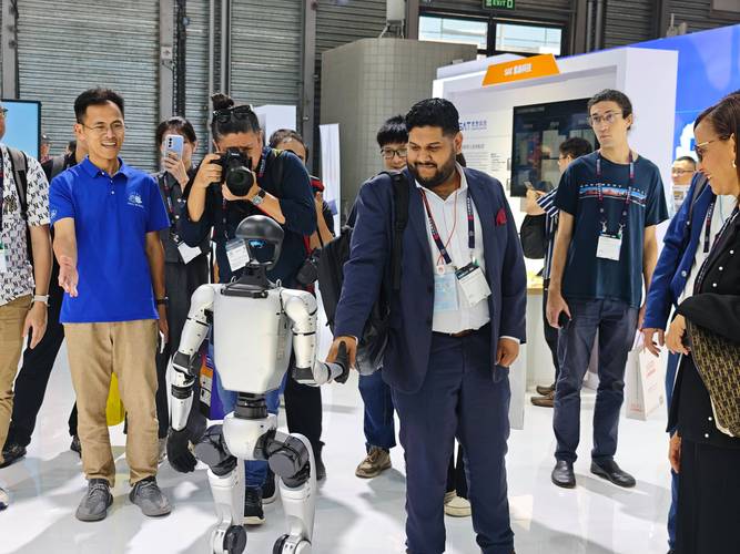 上海cras机器人是什么?-第2张图片-广州国自机器人 上海cras机器人是什么?-第2张图片-广州国自机器人