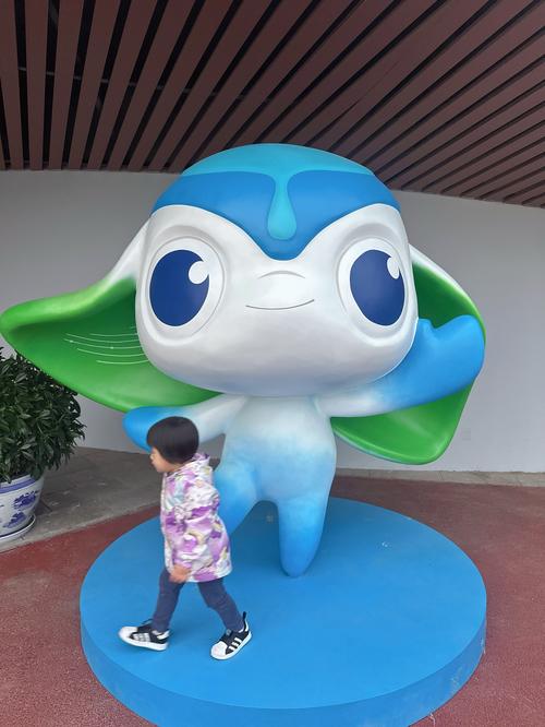 伪装机器人babyQ是何物?-第1张图片-广州国自机器人 伪装机器人babyQ是何物?-第1张图片-广州国自机器人