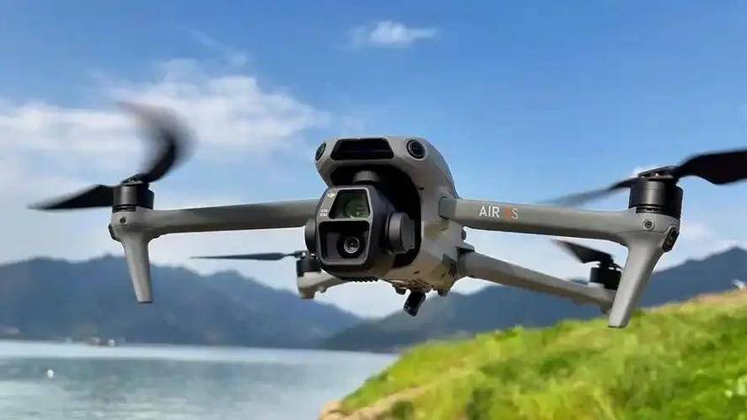 CES 2025 无人机有哪些黑科技亮相？-第3张图片-广州国自机器人