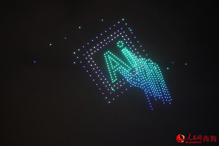 夜间的无人机究竟是什么样子？-第2张图片-广州国自机器人