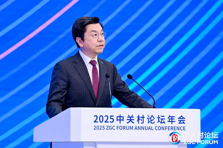 李开复谈AI，未来将如何改变世界？-第1张图片-广州国自机器人