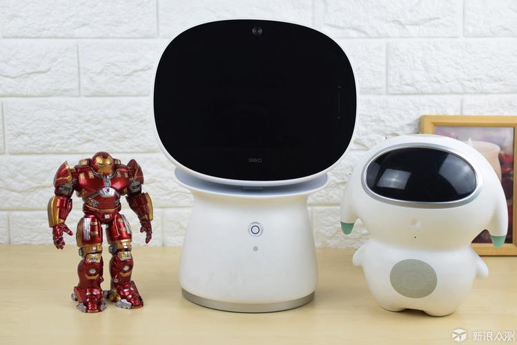 360儿童机器人开箱-第3张图片-广州国自机器人