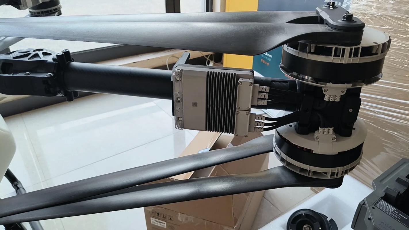 大疆无人机用什么清理-第2张图片-广州国自机器人