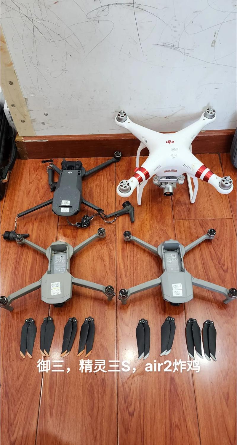 大疆无人机精灵3销量-第1张图片-广州国自机器人