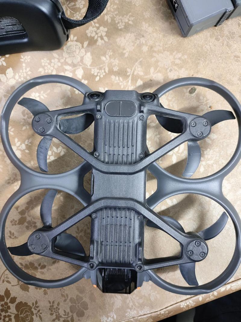 大疆无人机是否支持VR功能？-第2张图片-广州国自机器人