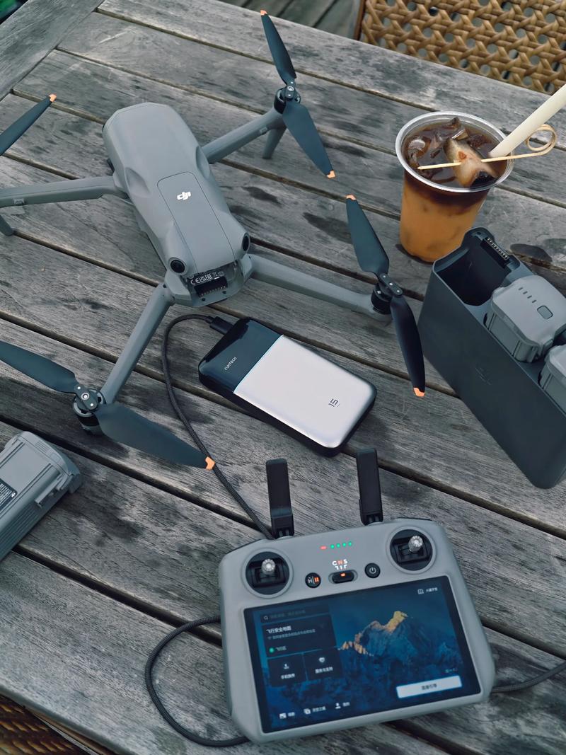 大疆无人机手势操作有哪些?-第3张图片-广州国自机器人 大疆无人机手势操作有哪些?-第3张图片-广州国自机器人