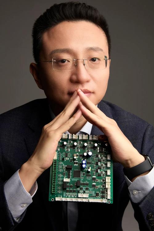 机器人公司CTO需要具备哪些核心能力?-第1张图片-广州国自机器人 机器人公司CTO需要具备哪些核心能力?-第1张图片-广州国自机器人