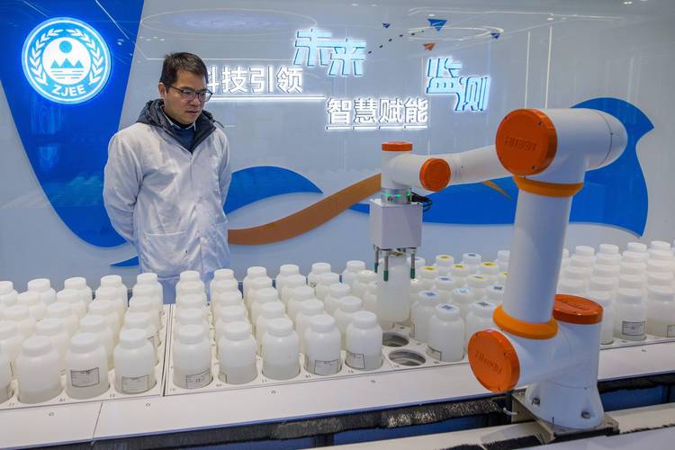 人工智能如何赋能企业转型升级？-第1张图片-广州国自机器人