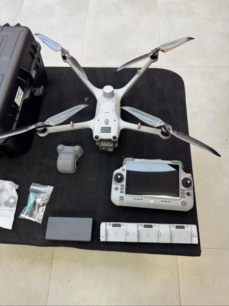 大疆无人机用什么材料制作？-第3张图片-广州国自机器人