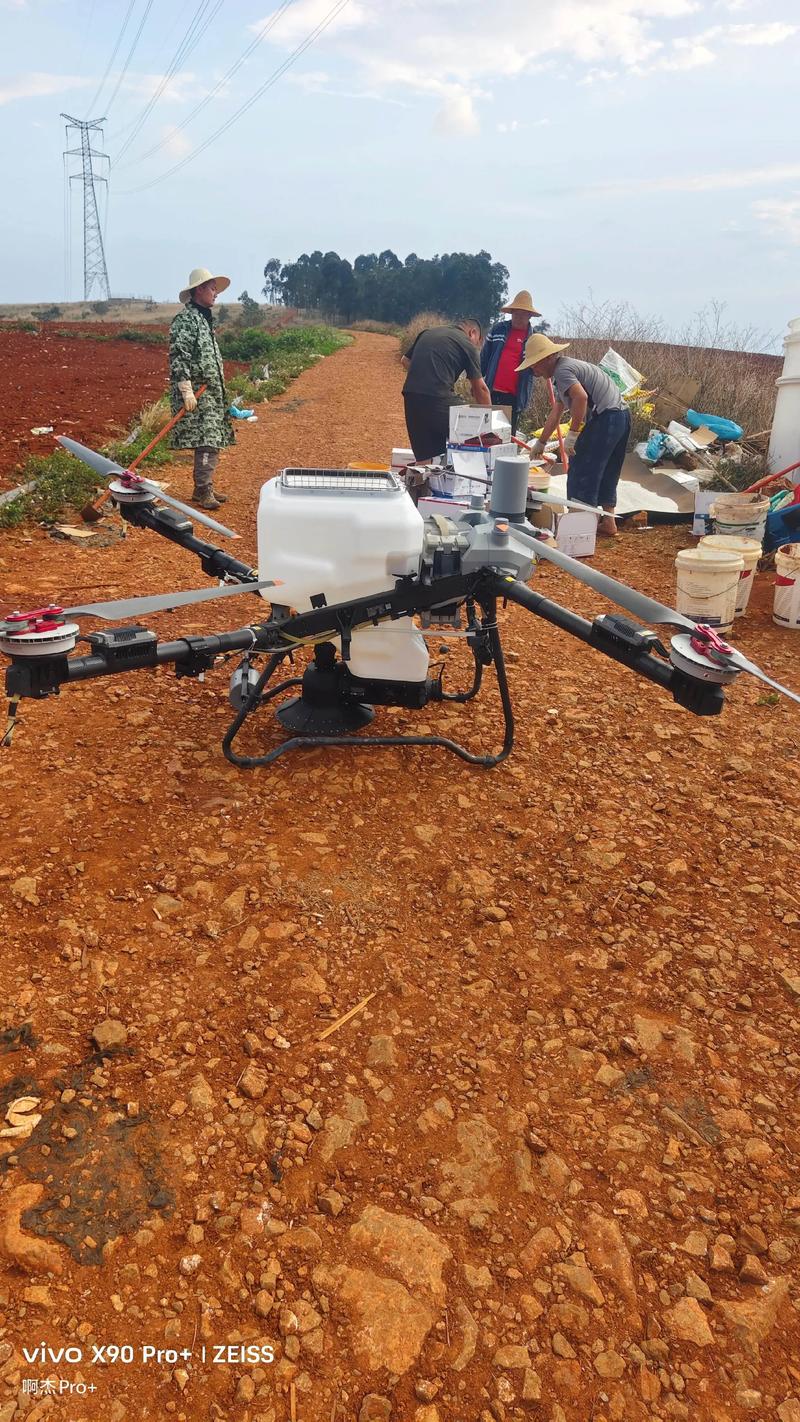 t16无人机打药教程怎么学？-第1张图片-广州国自机器人