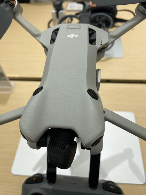 业余爱好者如何选无人机？-第2张图片-广州国自机器人