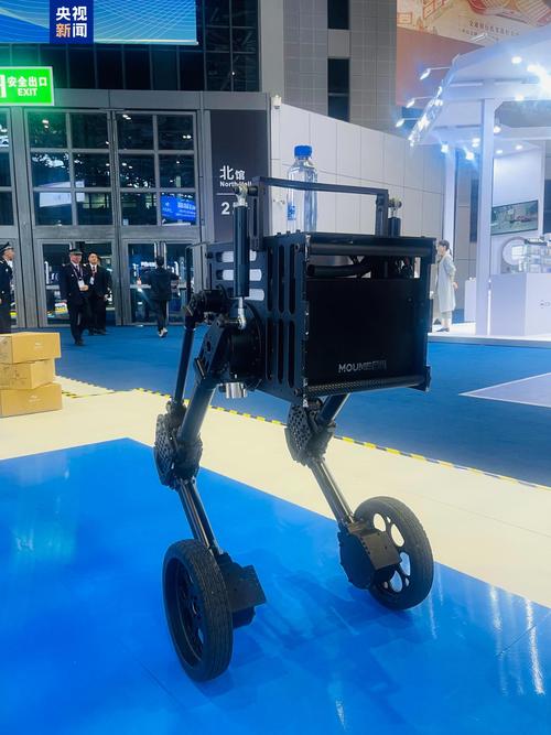 Atlas双足机器人如何实现复杂动态动作？-第1张图片-广州国自机器人