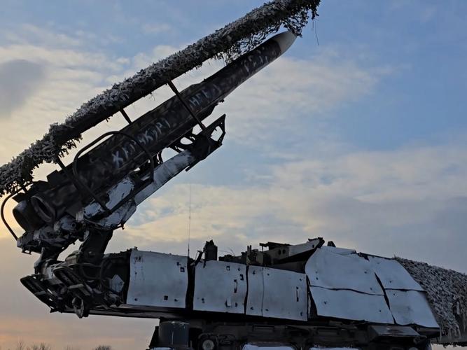 爱国者导弹击落无人机，击中目标了吗？-第1张图片-广州国自机器人