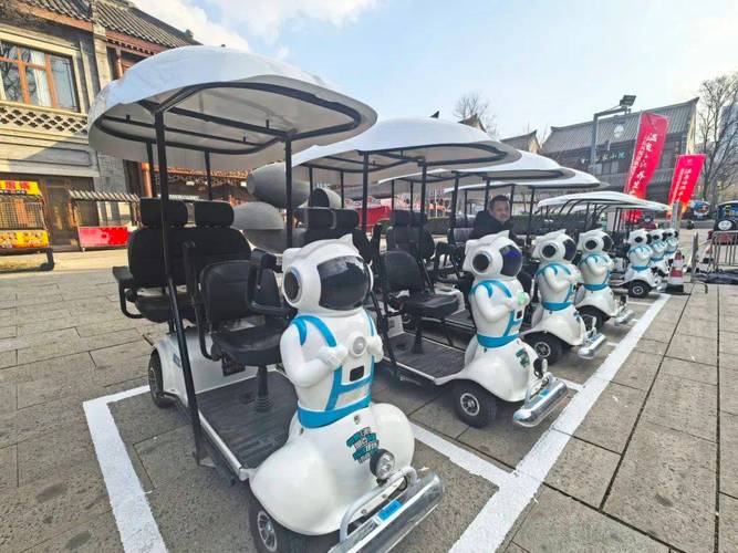 旅游景区工业机器人，如何提升服务体验？-第1张图片-广州国自机器人