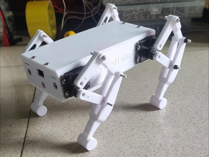 机器狗四足爬行，如何实现稳定灵活？-第1张图片-广州国自机器人