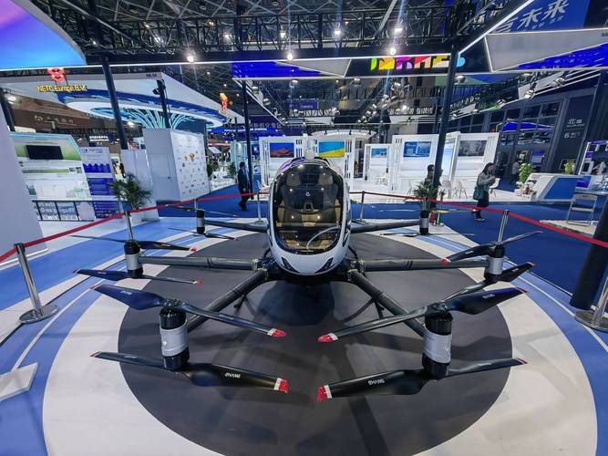 亿航载人无人机何时能商用？-第1张图片-广州国自机器人