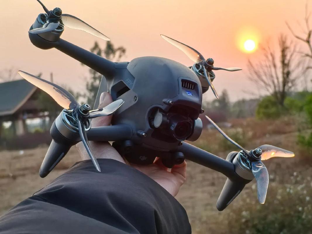 大疆无人机为何遭国外禁飞？-第2张图片-广州国自机器人