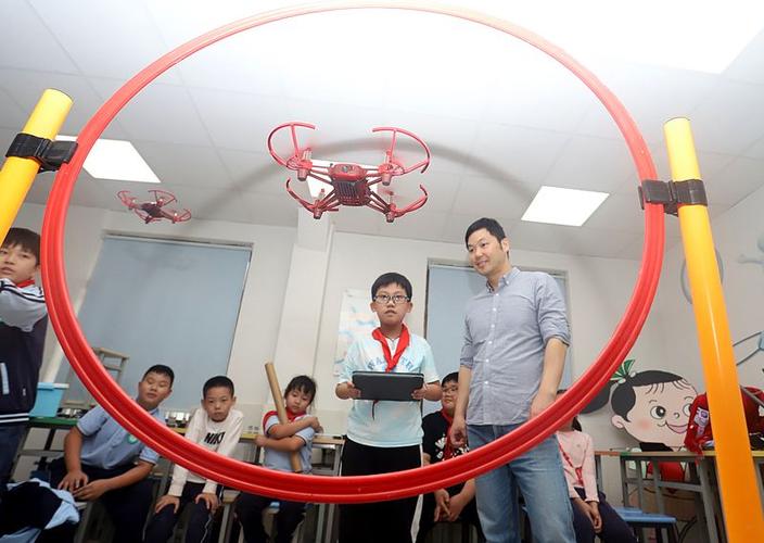 无人机大学生创新实验有何突破？-第3张图片-广州国自机器人