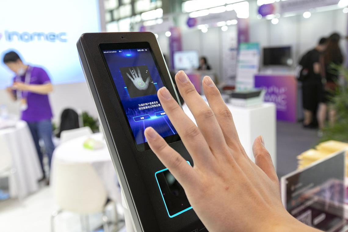 嵌入式AI抓拍识如何高效精准？-第2张图片-广州国自机器人