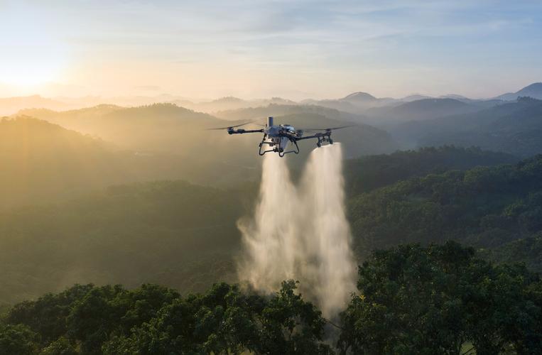 大疆无人机如何精准降落？-第1张图片-广州国自机器人