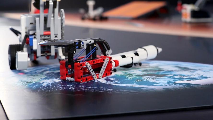 乐高机器人蛇形机器人-第1张图片-广州国自机器人