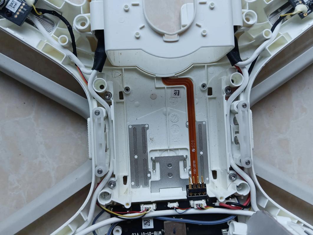 新买小米无人机为何会摔机?-第3张图片-广州国自机器人 新买小米无人机为何会摔机?-第3张图片-广州国自机器人