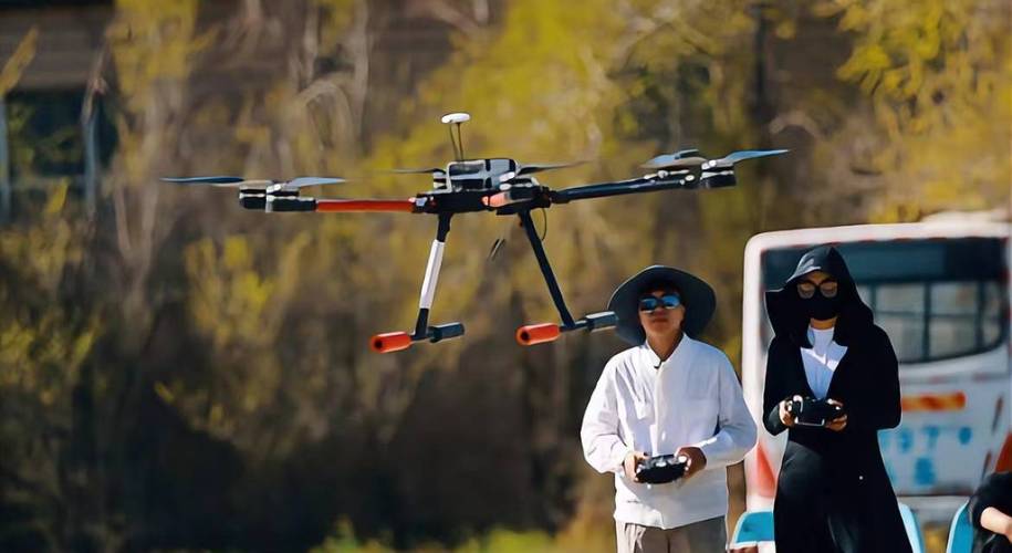 科大无人机驾驶员如何安全飞行？-第2张图片-广州国自机器人