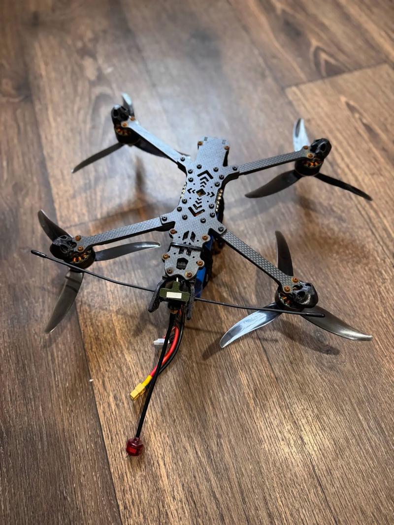 无人机究竟能用来做什么？-第3张图片-广州国自机器人