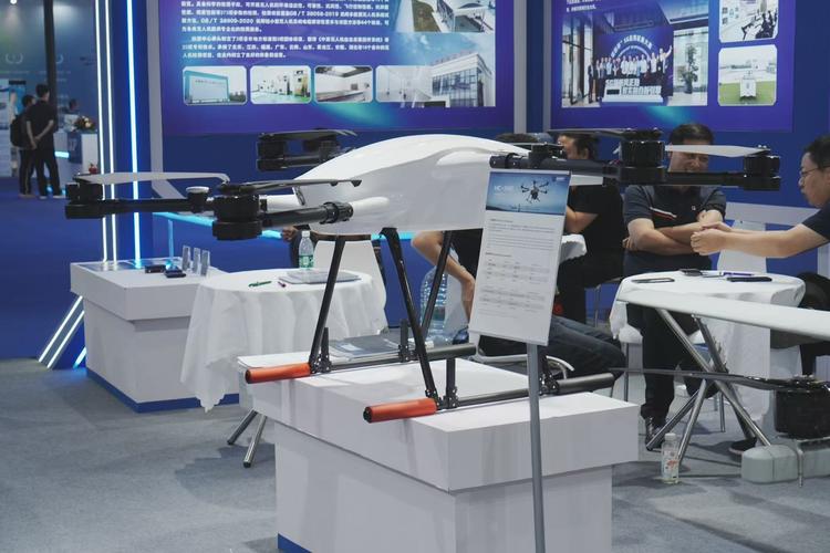 蜂巢无人机俱乐部，如何玩转竞技与乐趣？-第2张图片-广州国自机器人