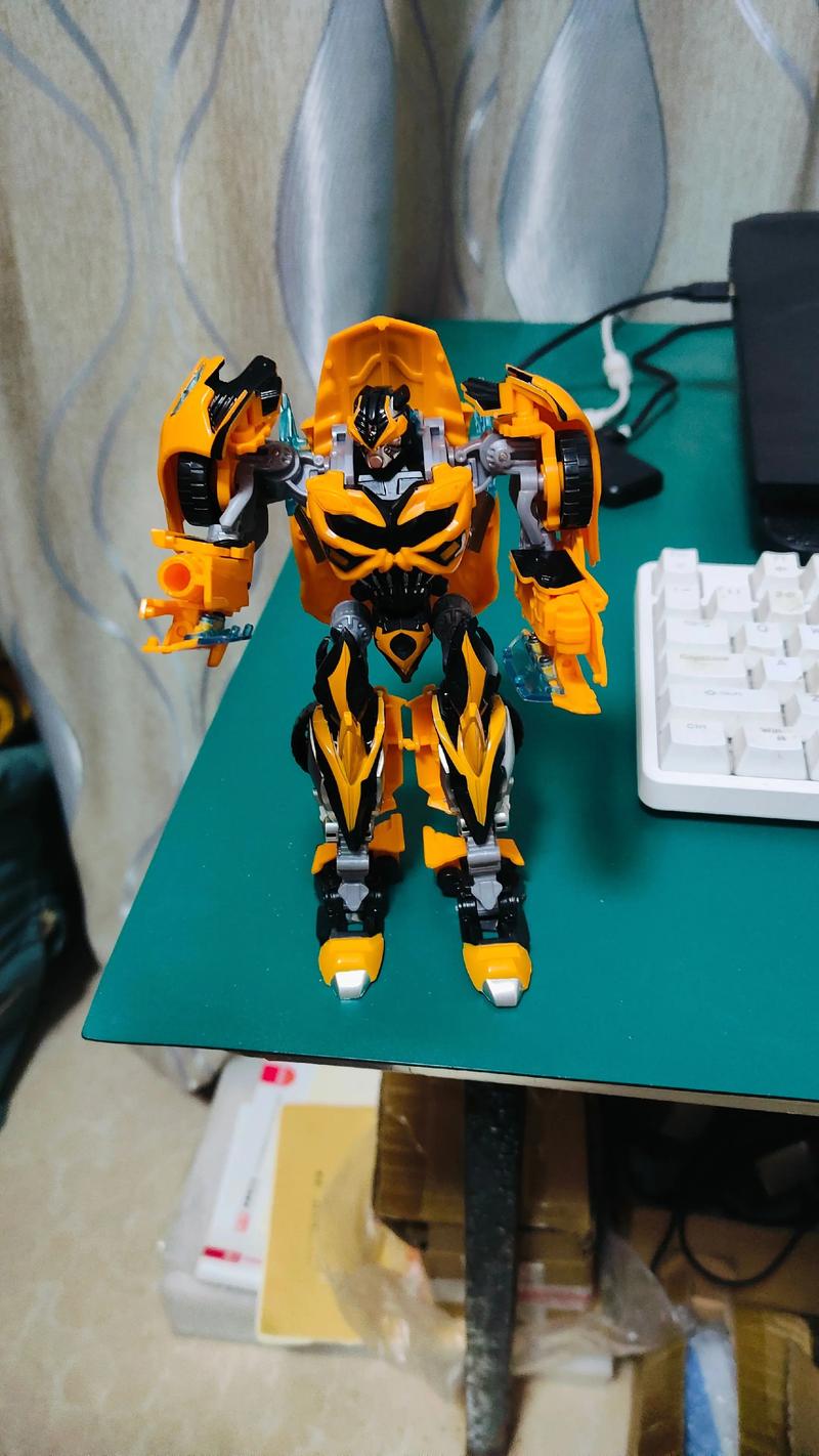 大黄蜂扫地机器人图片-第3张图片-广州国自机器人