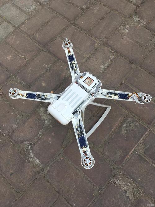 小米无人机遥控器电池怎么选？-第3张图片-广州国自机器人