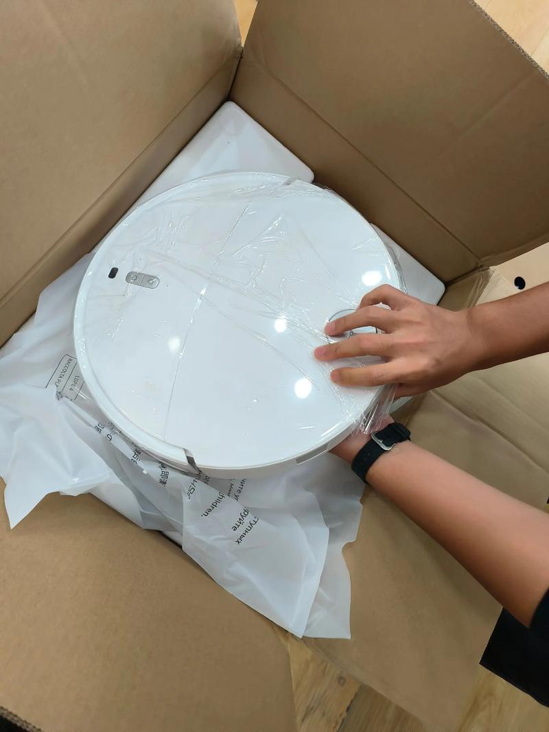 哪里能买到扫地机器人专卖店?-第1张图片-广州国自机器人 哪里能买到扫地机器人专卖店?-第1张图片-广州国自机器人