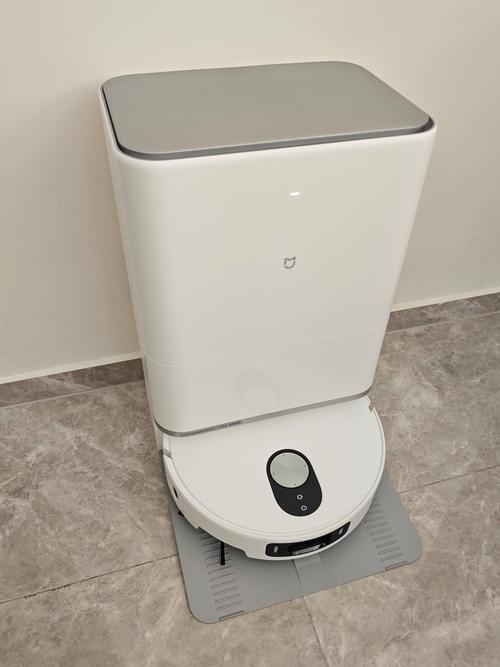 小米扫地机器人扫到水会怎样？-第1张图片-广州国自机器人