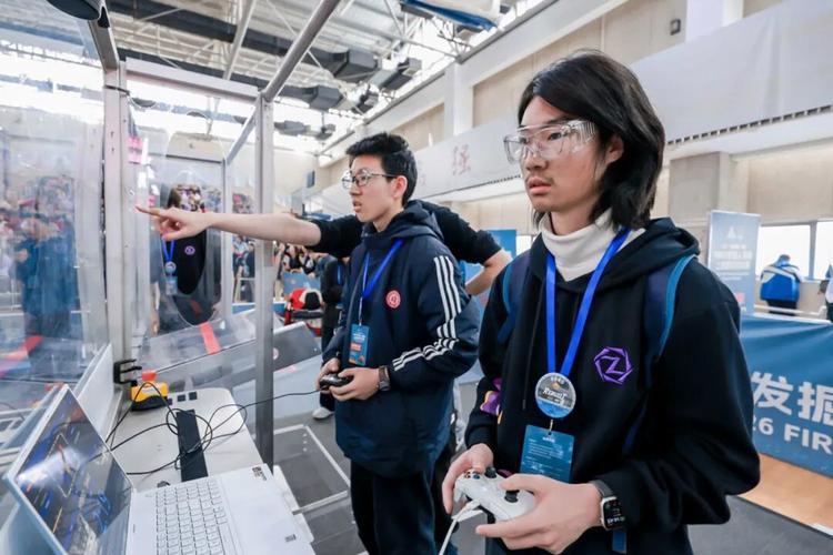 华东师范大学机器人有何研究特色？-第1张图片-广州国自机器人