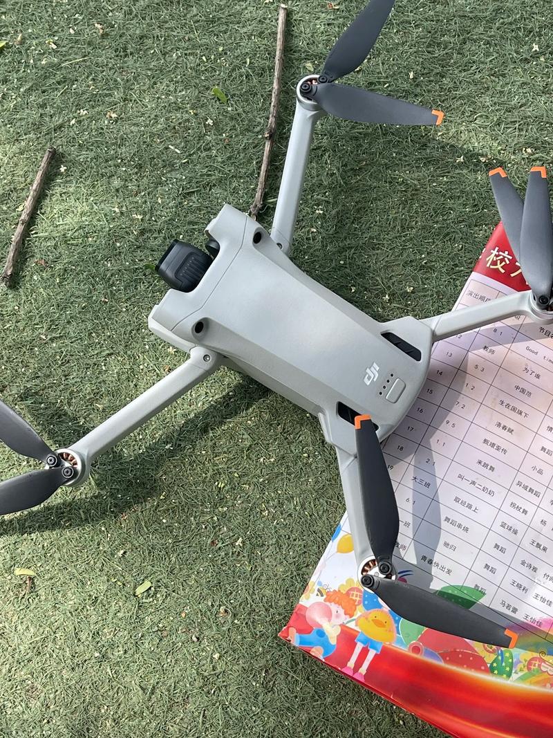 大疆无人机能挂什么?安全吗?-第3张图片-广州国自机器人 大疆无人机能挂什么?安全吗?-第3张图片-广州国自机器人
