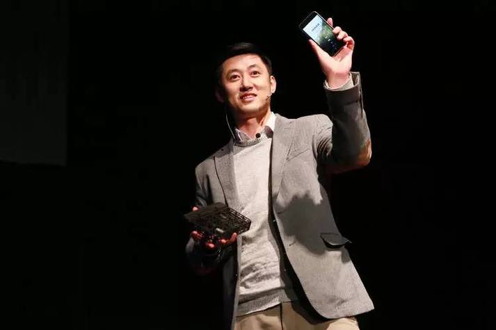 自拍无人机王孟秋公司-第1张图片-广州国自机器人