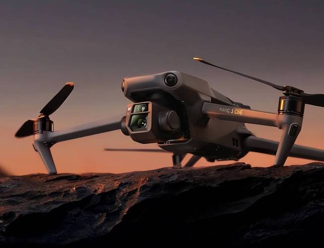 大疆无人机最大飞行高度是多少？-第3张图片-广州国自机器人