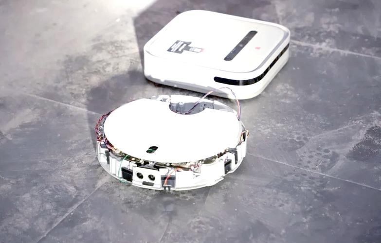 扫地机器人充电报警咋回事？-第1张图片-广州国自机器人